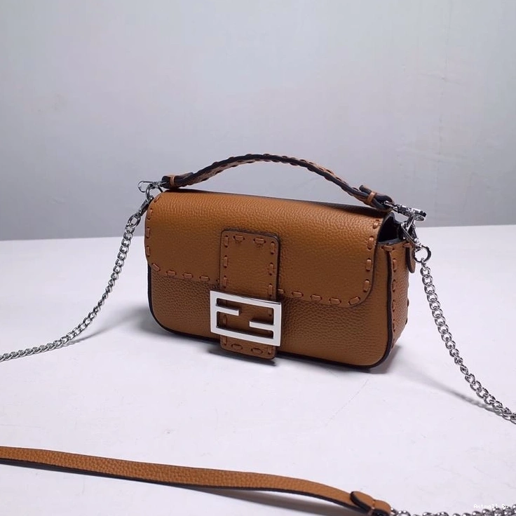 Bags 59476 Bold Fendi Baguette 0627